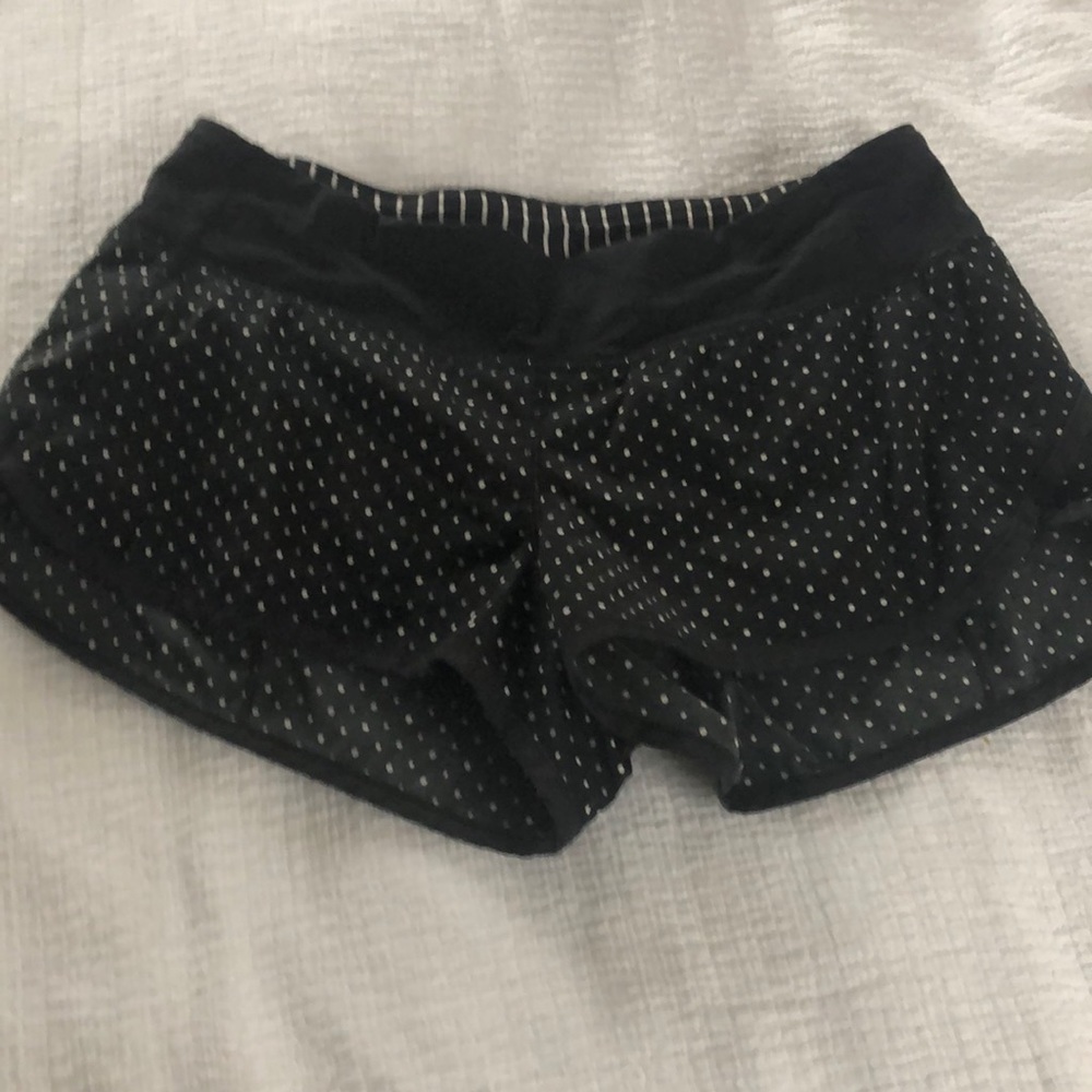 Lululemon speed shorts size6